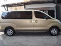 2010 Hyundai Grand Starex Gold-2