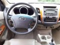 2011 Toyota Fortuner G 2.5 Diesel Matic 1own Leather seats interior-1