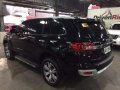 Ford Everest Titanium 4X2 AT 2016 Model -2