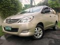 2009 Toyota Innova E gas MT-1