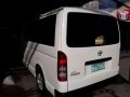 toyota hiace commuter-6