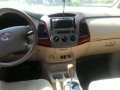Toyota Innova 2005 Diesel Automatic-6