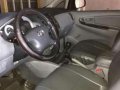 Toyota Innova J 2010-6