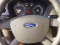 Sale Ford Focus 2010 model 1.8L MT Chill Gray-6