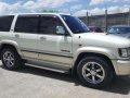 Isuzu Trooper 2002 LS White Executive not toyota mitsubishi honda bmw-1