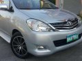 Rush Toyota innova 2010 J all power E look diesel fresh-0