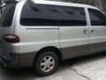 1998 Hyundai Starex van-1
