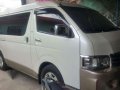 Toyota hiace super grandia-0