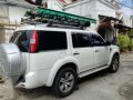 Ford Everest 2011-0