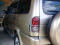 Isuzu sportivo model 08 manual-2