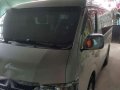 Toyota hiace super grandia-2