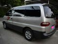 HYUNDAI STAREX 2006 model 4x2 Manual-7