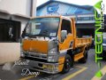 Isuzu elf nkr npr freezer refrigerated van refvan reefer japan surplus-9