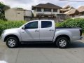2015 Isuzu D-MAX LS. cash or FINANCING. manual diesel 4x2-3