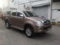 Toyota Hilux-G 2010 Model 4x2 Manual-1