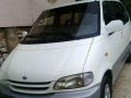 Serena Nissan Van White MT 1997-1