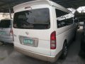 2013 Toyota Super Grandia AT White -4