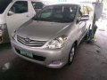 2011 Toyota Innova E AT Gas-2