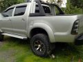 Toyota Hilux G 4x4 2010 MT Silver -1