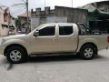 Nissan Navara LE 2013 Beige For Sale-11