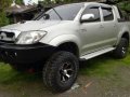 Toyota Hilux G 4x4 2010 MT Silver -0