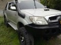 Toyota Hilux G 4x4 2010 MT Silver -2
