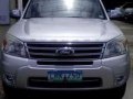 Ford Everest 4x2 2013 model-0