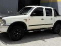 Ford Ranger 4x4 White 2000 MT-1