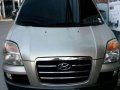 Hyundai Starex Grx 2006 MT Beige-3