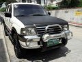 Ford Ranger 4x4 White 2000 MT-5