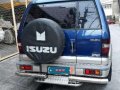 Isuzu Trooper 2000 4x4 Blue AT-2