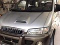 Hyundai Starex 2002 AT Silver -0