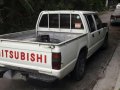 1998 Mitsubishi L200 Pick-up White MT-1