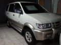 Isuzu Crosswind 2003 White MT For Sale-0