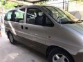 Hyundai Starex 2002 AT Silver -3