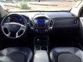 Hyundai Tucson 2010 AT Silver For Sale-5