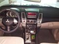 2010 Mitsubishi Montero 4x2 gls AT-7