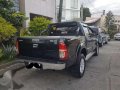 2015 Toyota Hilux G AT Black-3