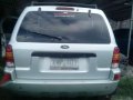 2003 Ford Escape 4x4 matic Gas-4