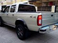 2002 Nissan Frontier Pickup 4x4 Silver-1