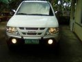 Isuzu Crosswind XUV Automatic White -0