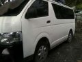 Toyota Hiace Commuter White For Sale-1