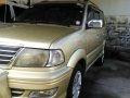 Toyota Revo VX200 2003 MT Golden -2