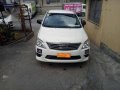 Toyota Innova 2015 White Manual For Sale-1