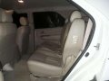 Toyota Fortuner 2008 2.7G White For Sale-5