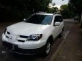 Mitsubishi Outlander 2004 CASA MAINTAINED-0