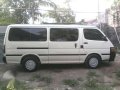 Toyota hiace comuter-4