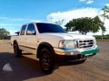 Ford Ranger XLT Turbo MT Diesel White-1