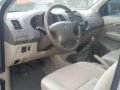 Toyota Hilux 4x4 Silver 2005 MT For Sale-6