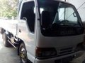 For sale Isuzu elf 10ft 4hf1-1